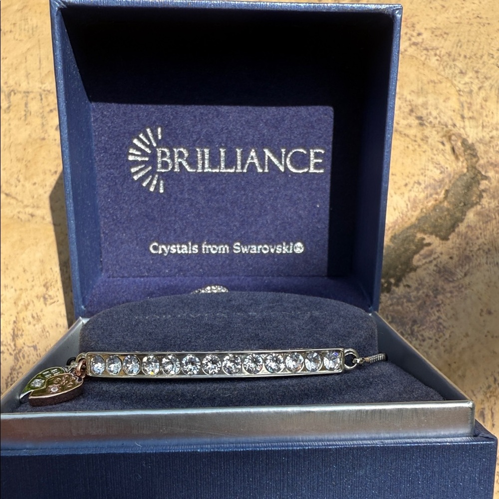 Brilliance NIB Forever Friends  Silver Bracelet with Swarovski Crystals